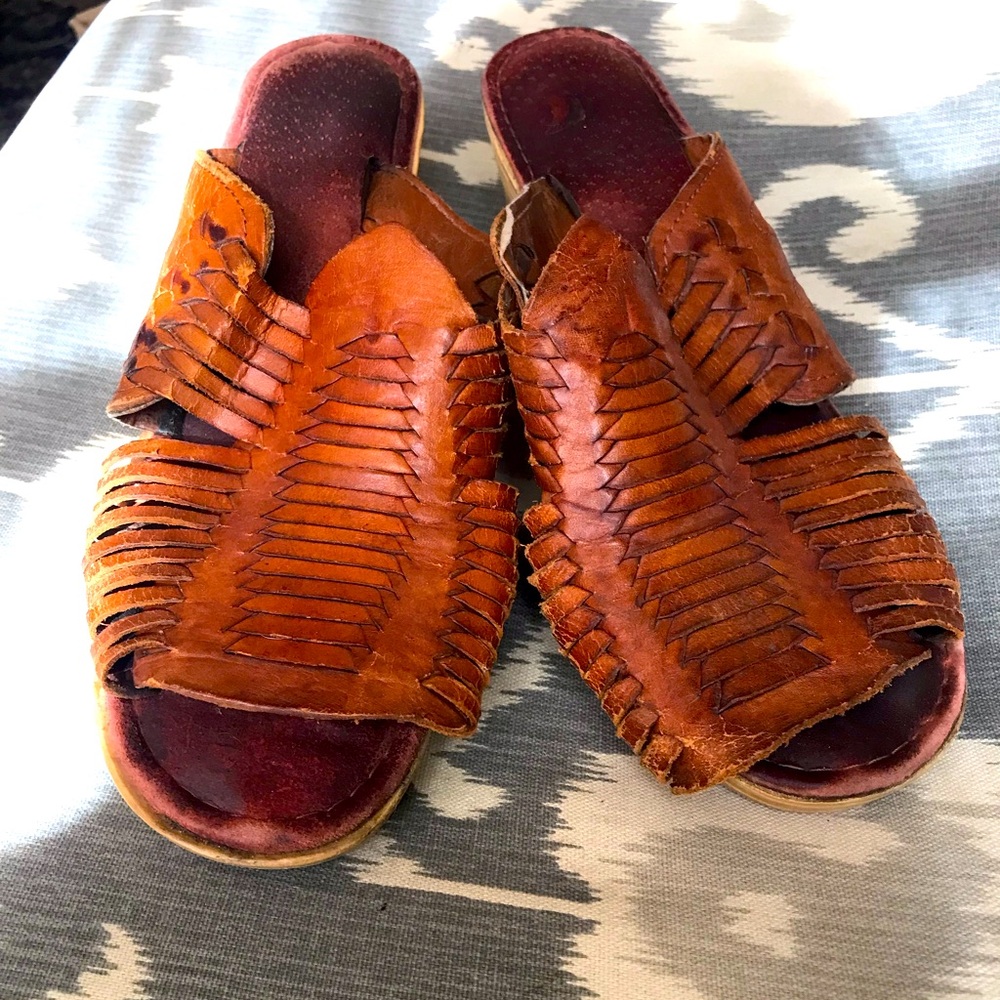 Vintage Sbicca leather wedge sandals